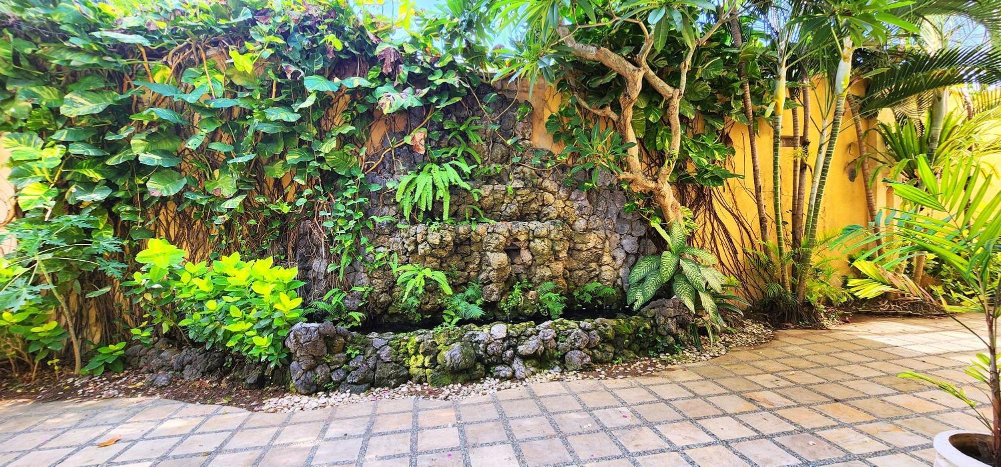 Bali Emerald Apartments Sanur  Exterior photo